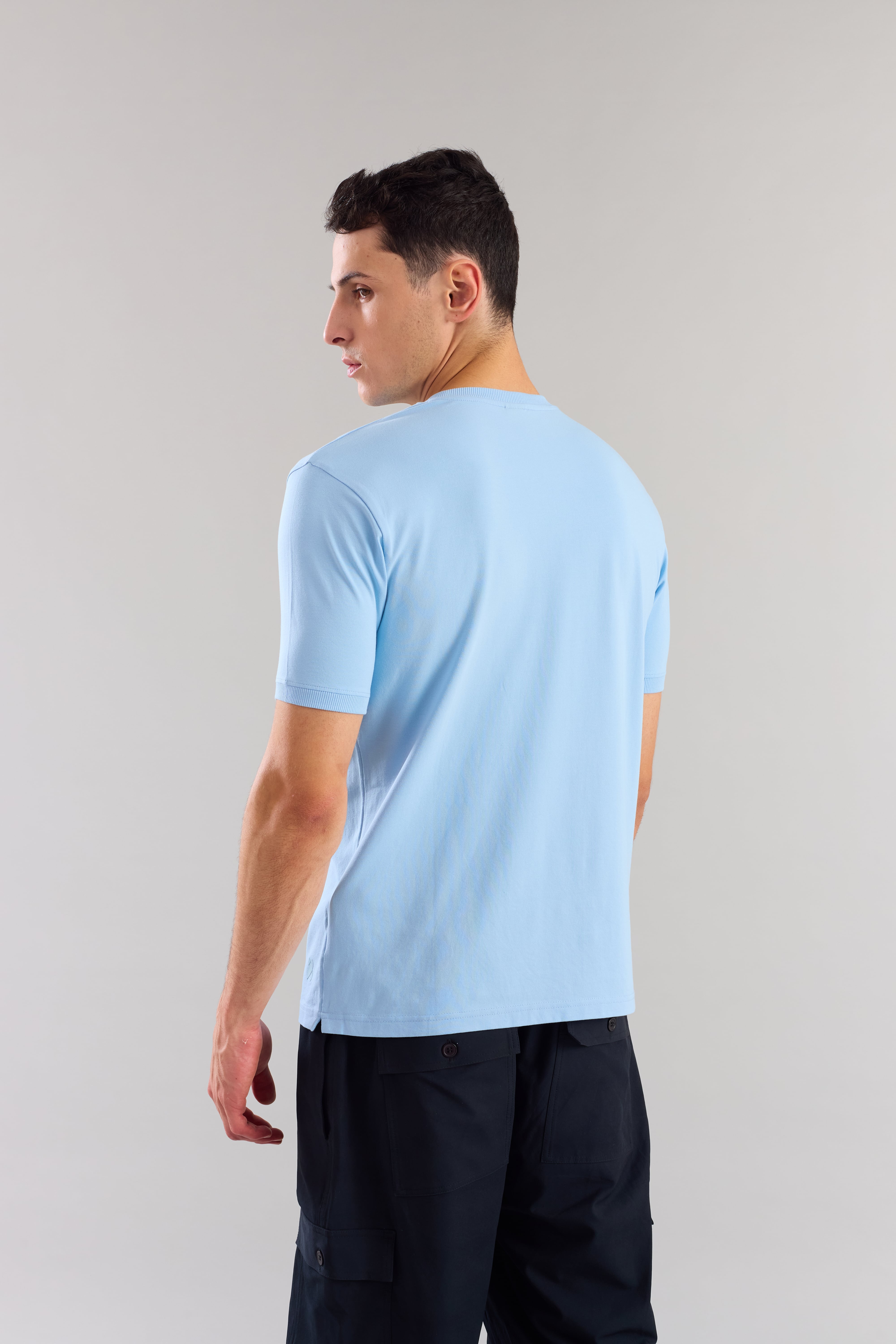 REGULAR FIT T-SHIRT