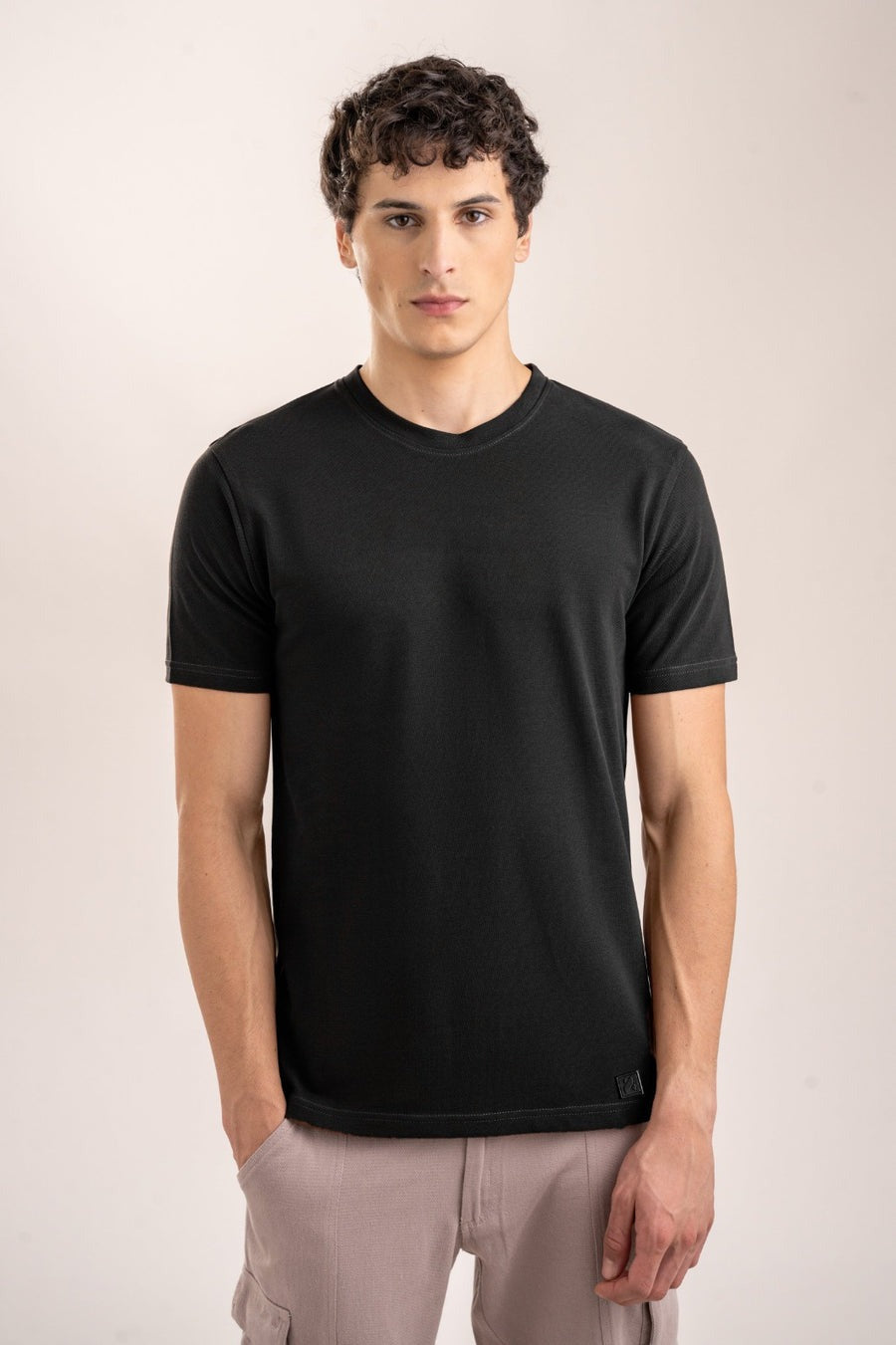 REGULAR FIT T-SHIRT