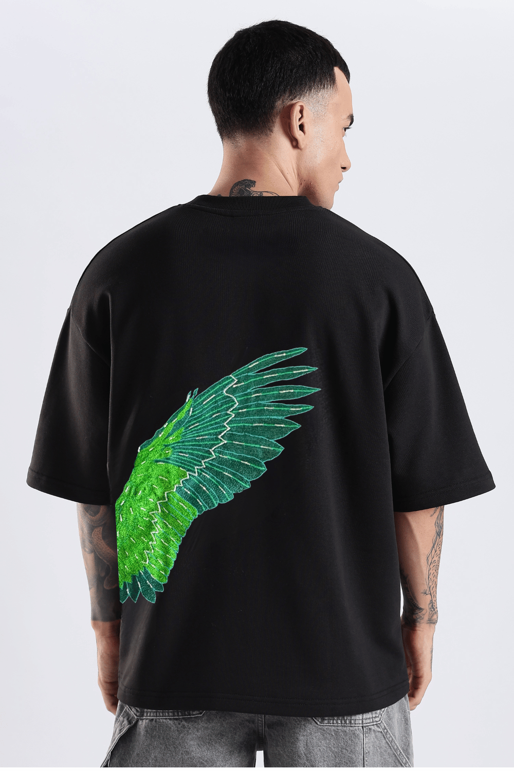 Star Brust Shield Wings Black Oversized Fit T-Shirt